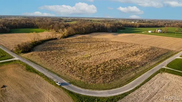 0000 Xxx Konarcik, Waterloo, IL 62298