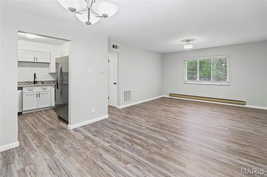 10135 Sakura Drive #G, Saint Louis, MO 63128 - #2