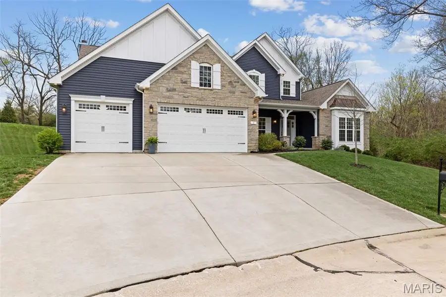 1 Kandahar Court, Saint Charles, MO 63303 - #3