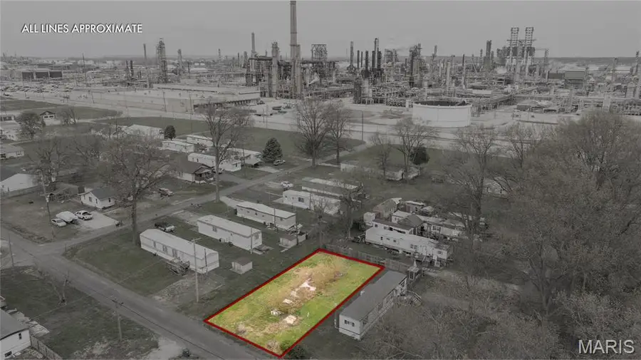 113 Ohio Avenue, South Roxana, IL 62087 - #2