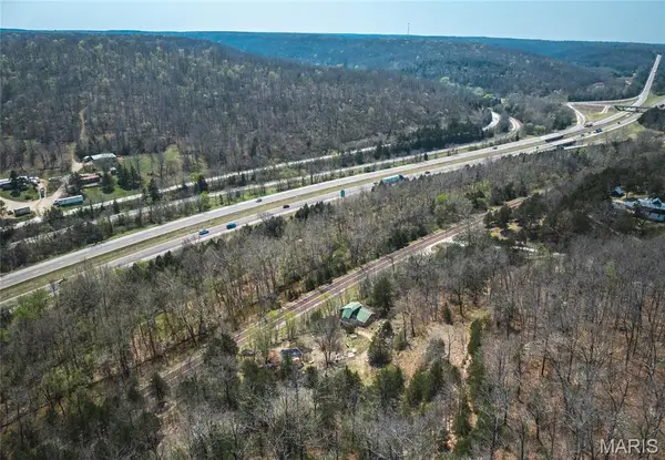 21270 State Route D, Jerome, MO 65529