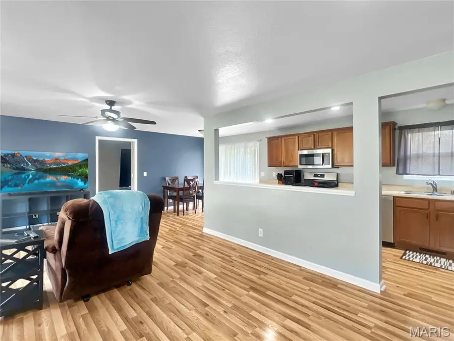 14 Charles Drive, Caseyville, IL 62232 - #3