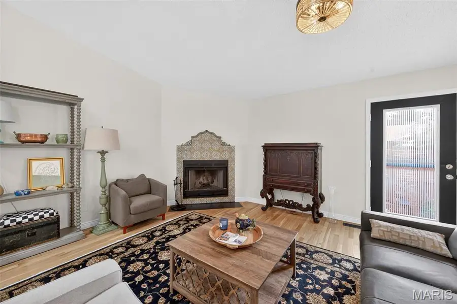 2052 Bayonne Drive, Saint Charles, MO 63303 - #3