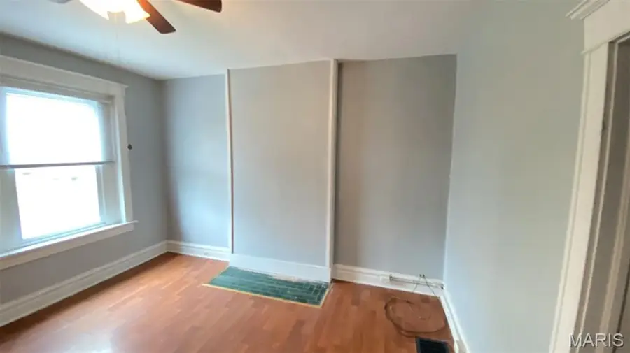 3440 Nebraska Avenue, Saint Louis, MO 63118 - #2