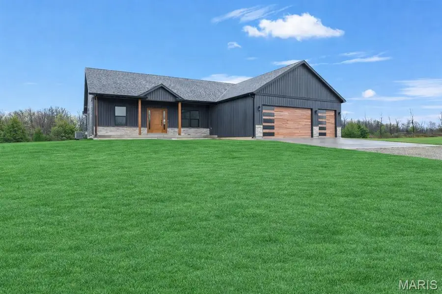 102 Oak Hall Road, Jonesburg, MO 63351 - #3