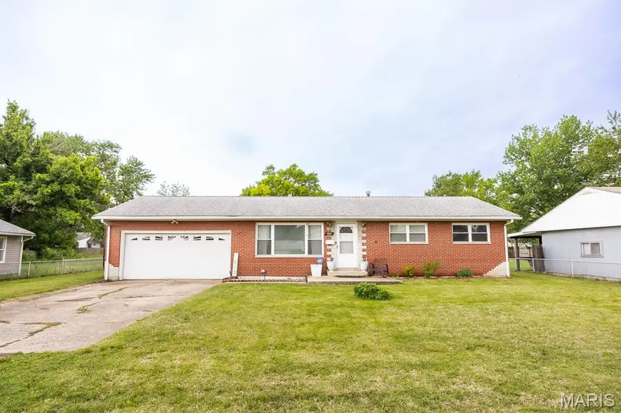 4025 Braden Avenue, Granite City, IL 62040 - #2