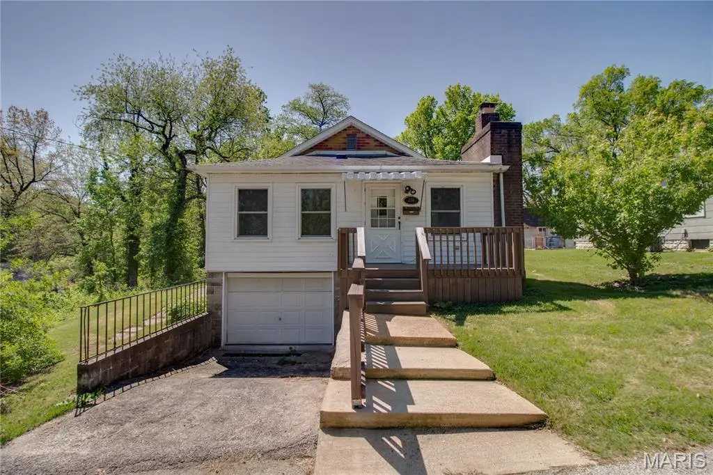 225 Mounier Street, Alton, IL 62002 - #1