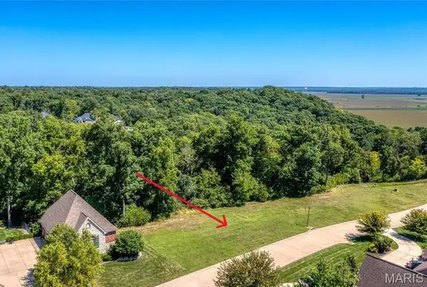 69 Castle Bluff Drive, St Charles, MO 63304