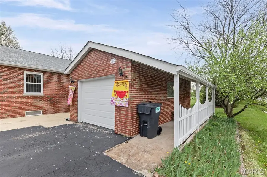 2000 Lebanon Avenue, Belleville, IL 62221 - #2