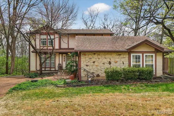 1692 Carman Road, Manchester, MO 63021