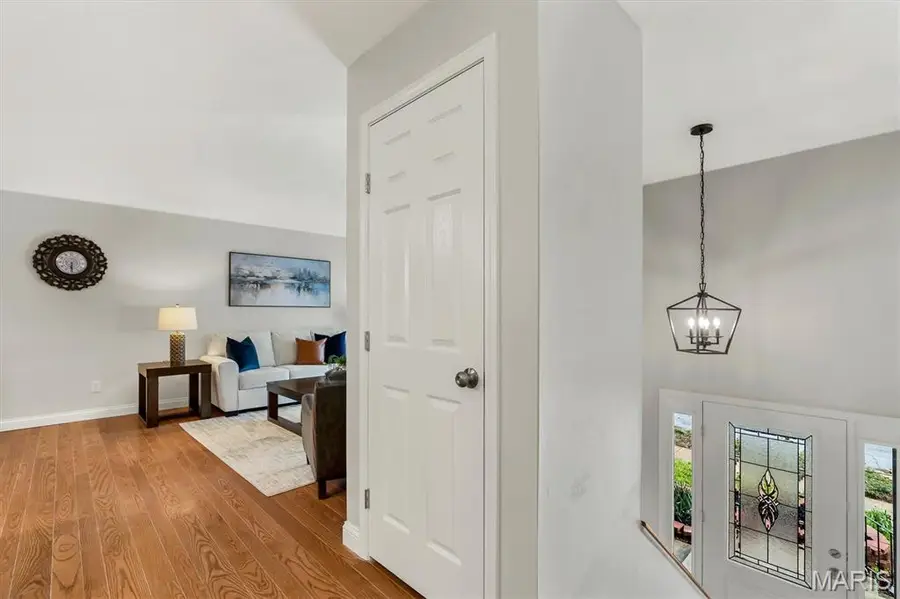 723 Westglen Village Drive, Ballwin, MO 63021 - #2