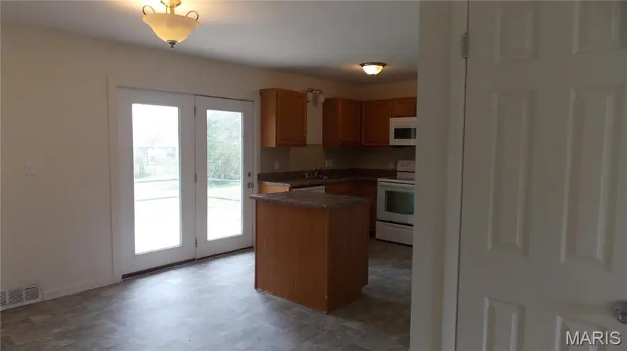 2310 Earl Street, Poplar Bluff, MO 63901 - #2