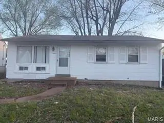 1144 June Avenue, Saint Louis, MO 63138 - #1