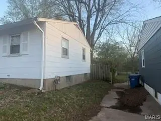 1144 June Avenue, Saint Louis, MO 63138 - #2