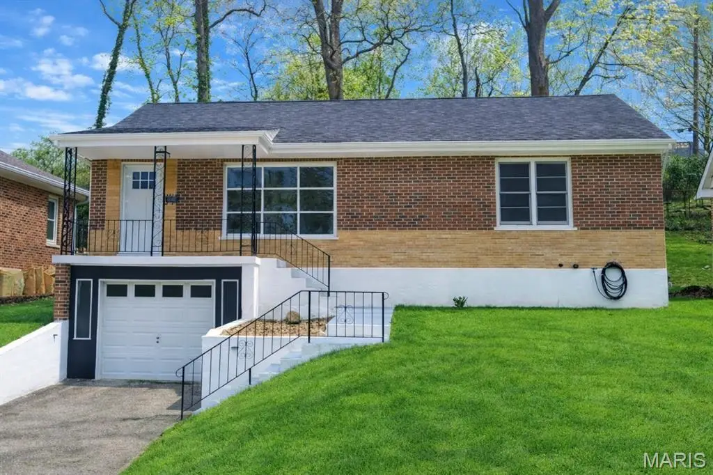 7110 Groveland Drive, Saint Louis, MO 63121 - #1