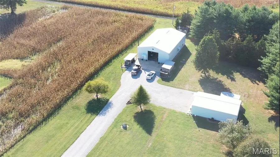 818 Green Street, Centralia, IL 62801 - #2