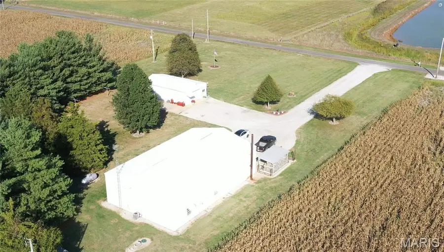 818 Green Street, Centralia, IL 62801 - #3