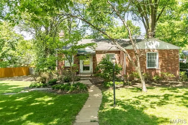 601 Woodard Drive, St Louis, MO 63122