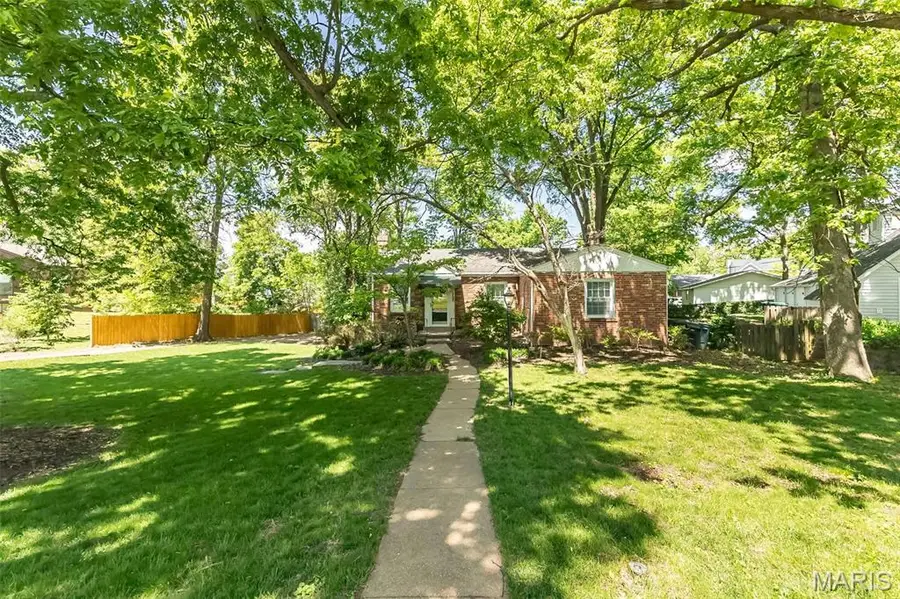 601 Woodard Drive, Saint Louis, MO 63122 - #2
