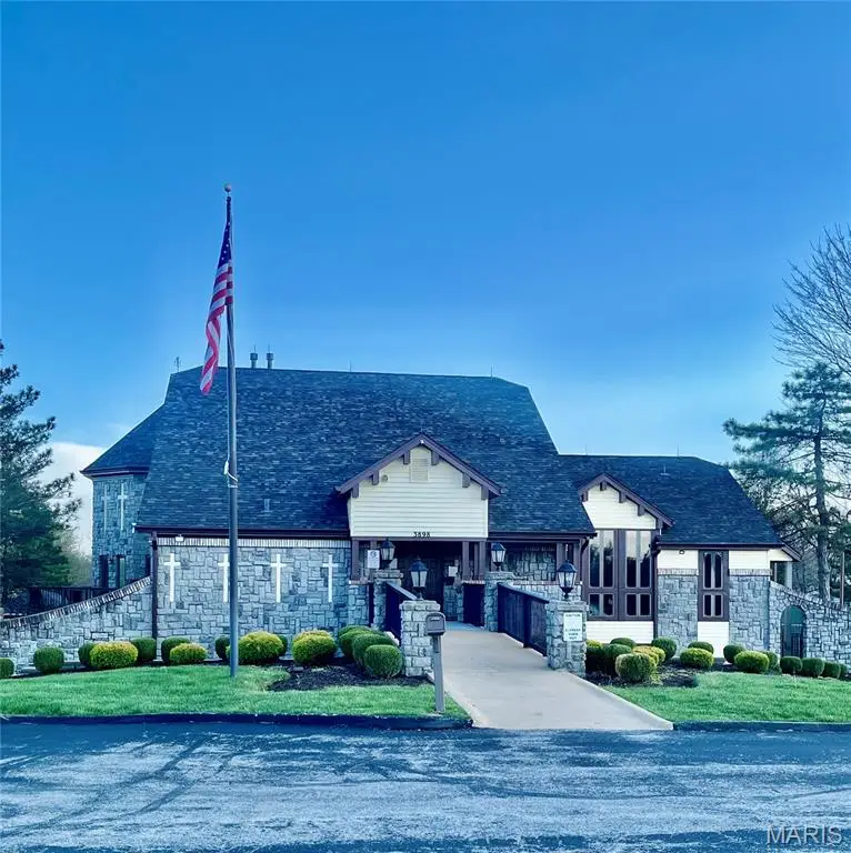 3825 Secretariat Drive, Florissant, MO 63034 - #3