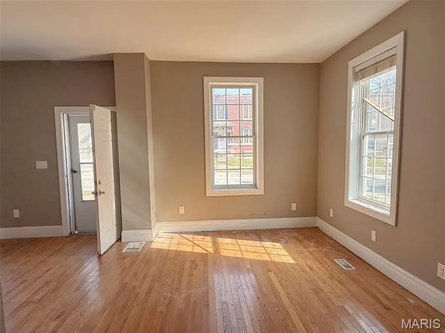 6429 Idaho Avenue, Saint Louis, MO 63111 - #3