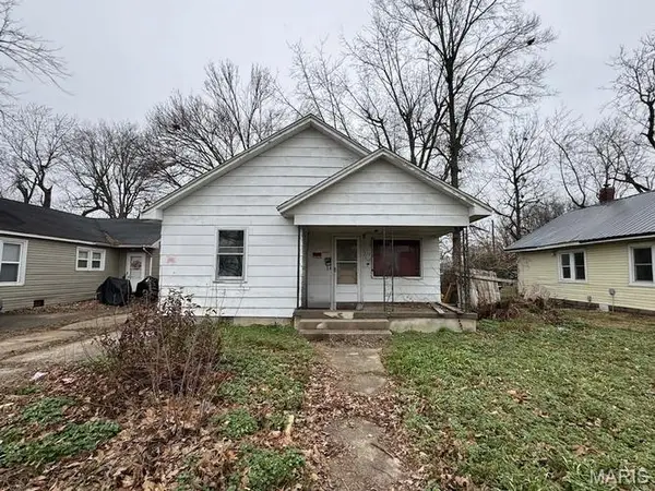 720 Matthews Avenue, Sikeston, MO 63801