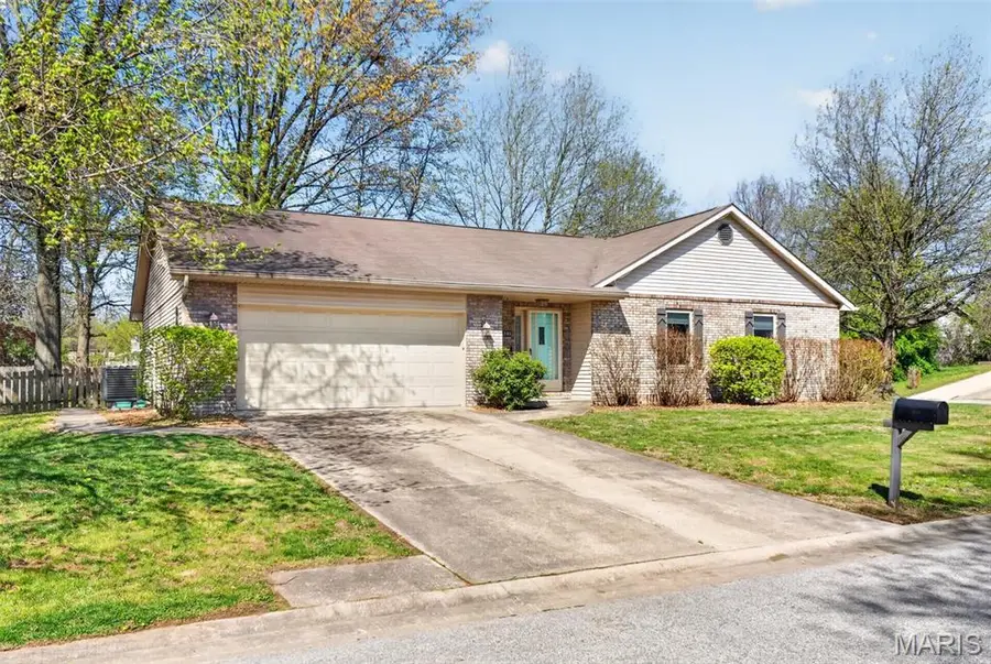 101 Penny Lane, Shiloh, IL 62221 - #2