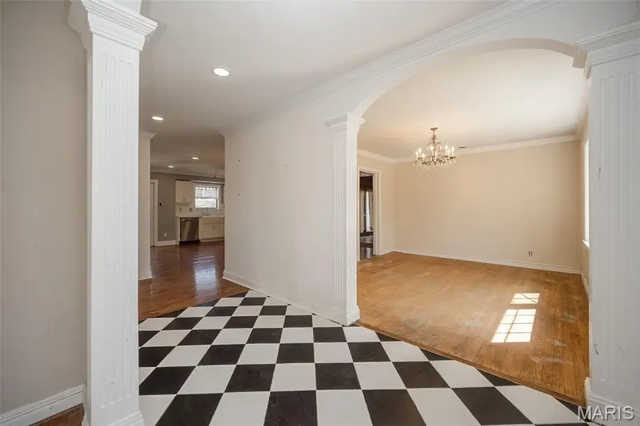 9567 Eddie And Park Road, Saint Louis, MO 63126 - #3