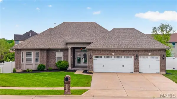 1020 Morgan Meadow Drive, Wentzville, MO 63385