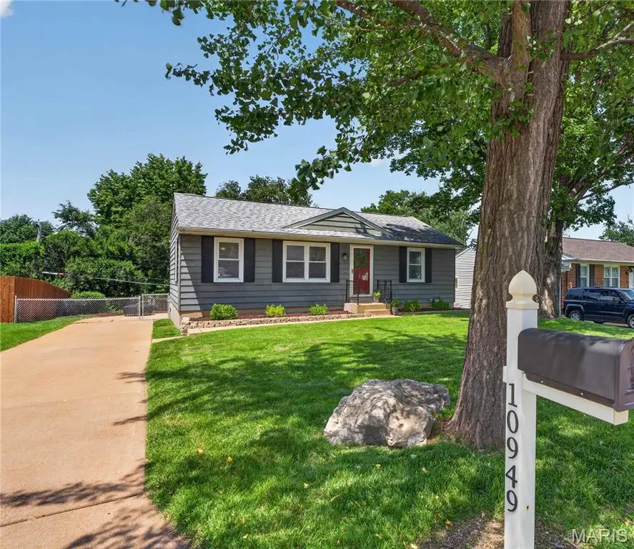 10949 Coral Ridge Drive, Saint Louis, MO 63123 - #2