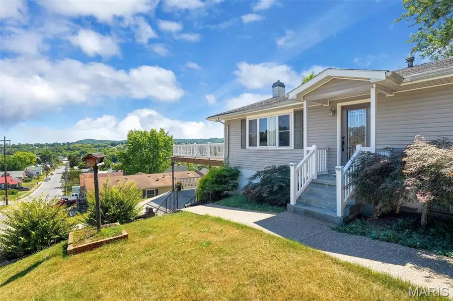 518 W 7th Street, Hermann, MO 65041 - #3