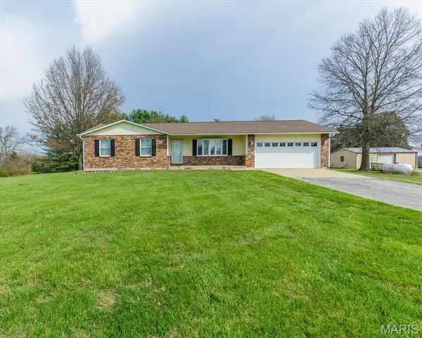 27111 State Hwy U, Warrenton, MO 63383