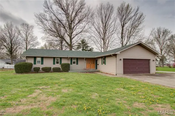 312 W 4th South Street, Mount Olive, IL 62069