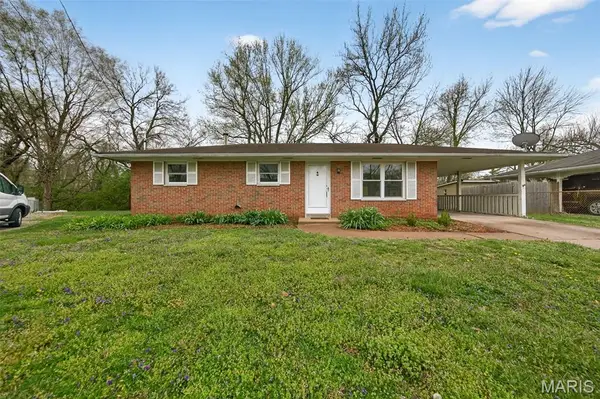 109 Village Drive, Collinsville, IL 62234