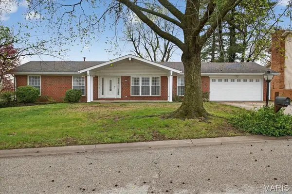 110 Wildwood Court, St Charles, MO 63303