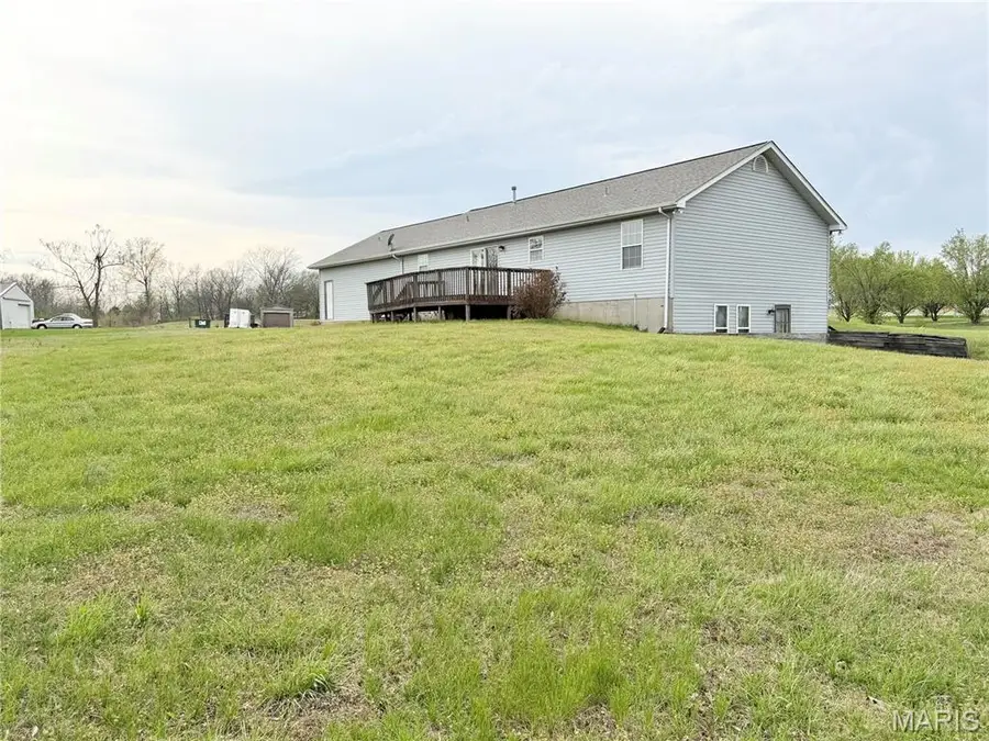 5029 Sportsman Road, Waterloo, IL 62298 - #3