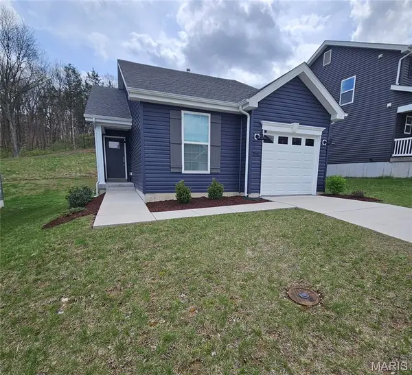 876 Black Bear Drive, House Springs, MO 63051