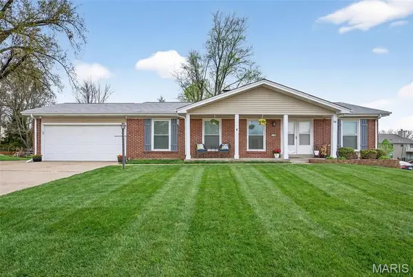 33 Ayrshire Road, St Charles, MO 63303