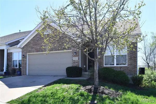 1712 Preston Centre Drive, Fenton, MO 63026