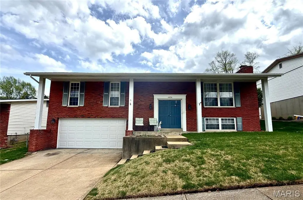 4654 Towne South Road, Saint Louis, MO 63128 - #1