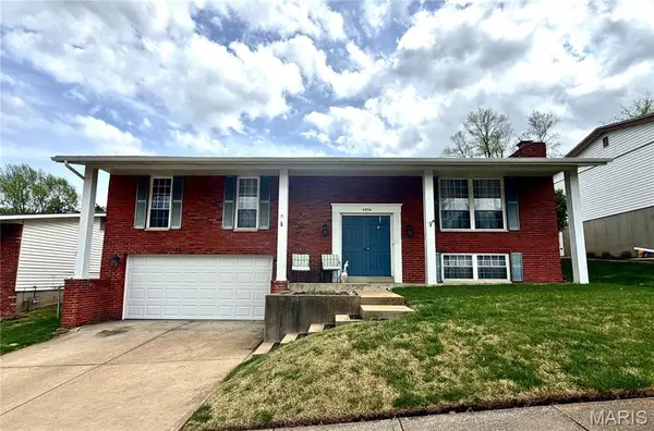 4654 Towne South Road, St Louis, MO 63128