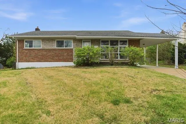 7424 Saleen Court, Saint Louis, MO 63130 - #2