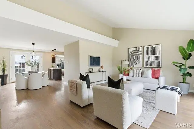 7424 Saleen Court, Saint Louis, MO 63130 - #3