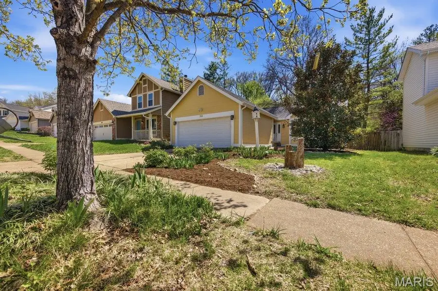 704 Ginger Wood Court, Ballwin, MO 63021 - #2
