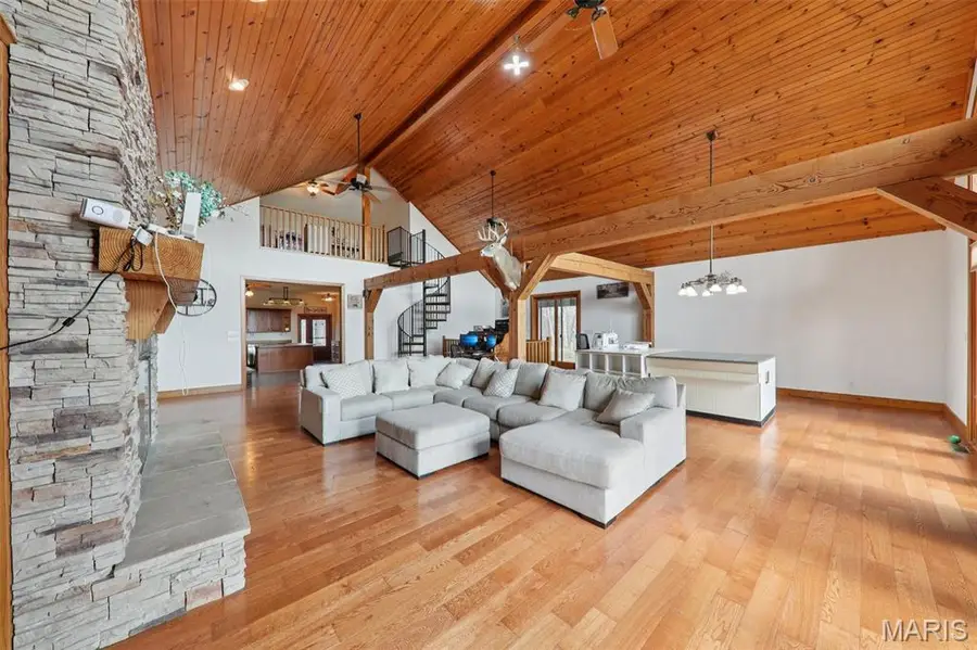 102 E 725 Avenue, Mulberry Grove, IL 62262 - #2