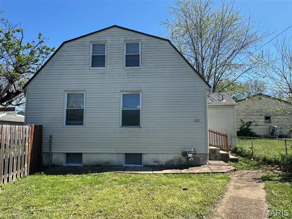 762 Dallas Drive, Saint Louis, MO 63125 - #1