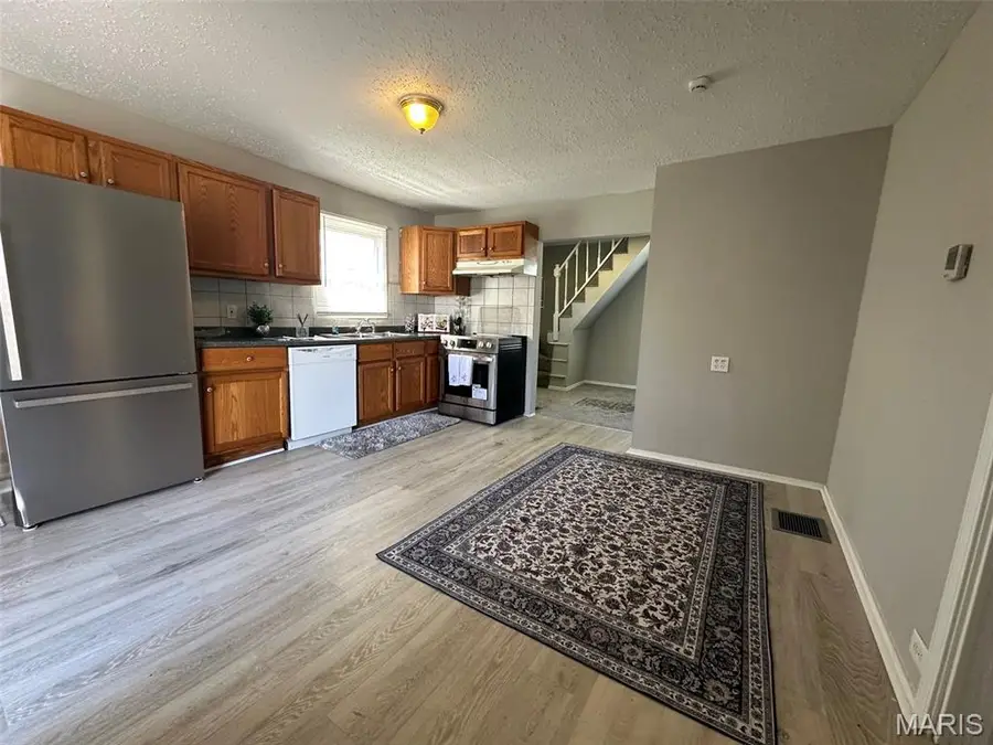 762 Dallas Drive, Saint Louis, MO 63125 - #3