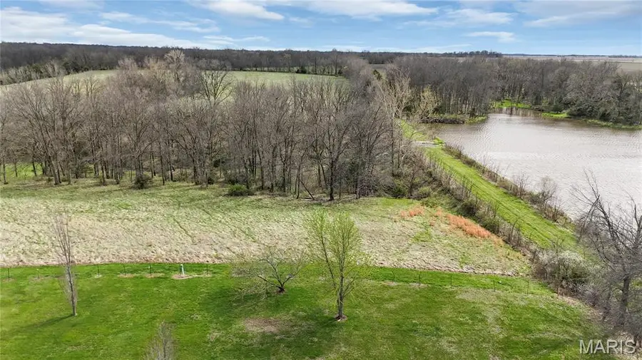 2601 Pike 25, Vandalia, MO 63382 - #3