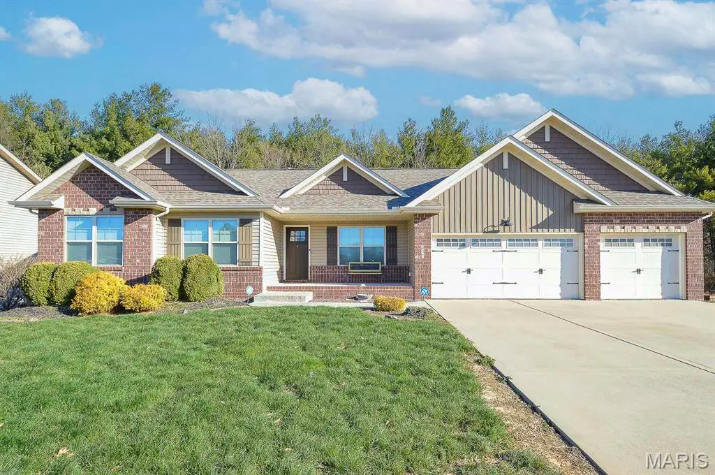 437 Briar Creek Road, Troy, IL 62294 - #1