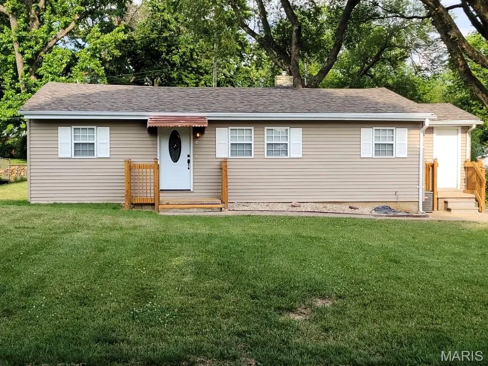 54 Monticello Place, Fairview Heights, IL 62208 - #1